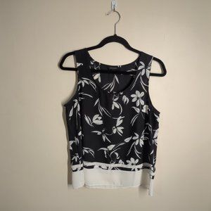 Floral Black & White Top, EUC